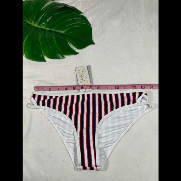 NWT $88 L Space Lay It On‎ Line Rachel Bikini Bottom in Blue/Red [SZ XS ] - Picture 3 of 8